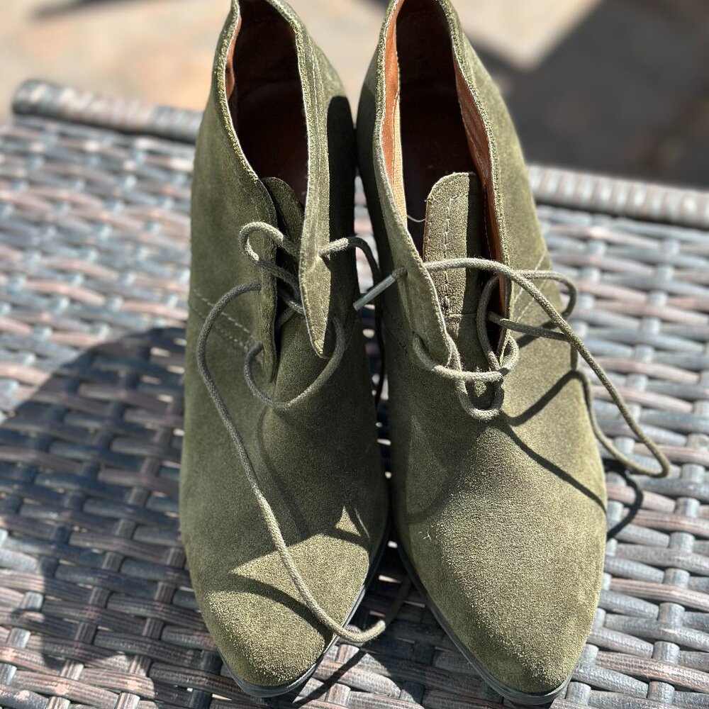 NWOT Franco Sarto Green Suede bootie